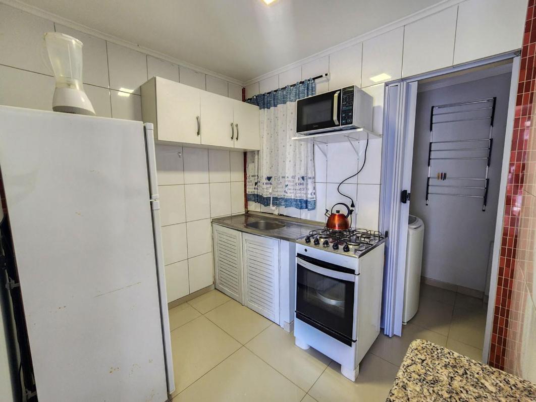 Apto El Shadday 301 Cento E Cinquenta Metros Do Mar Bombinhas Ngoại thất bức ảnh